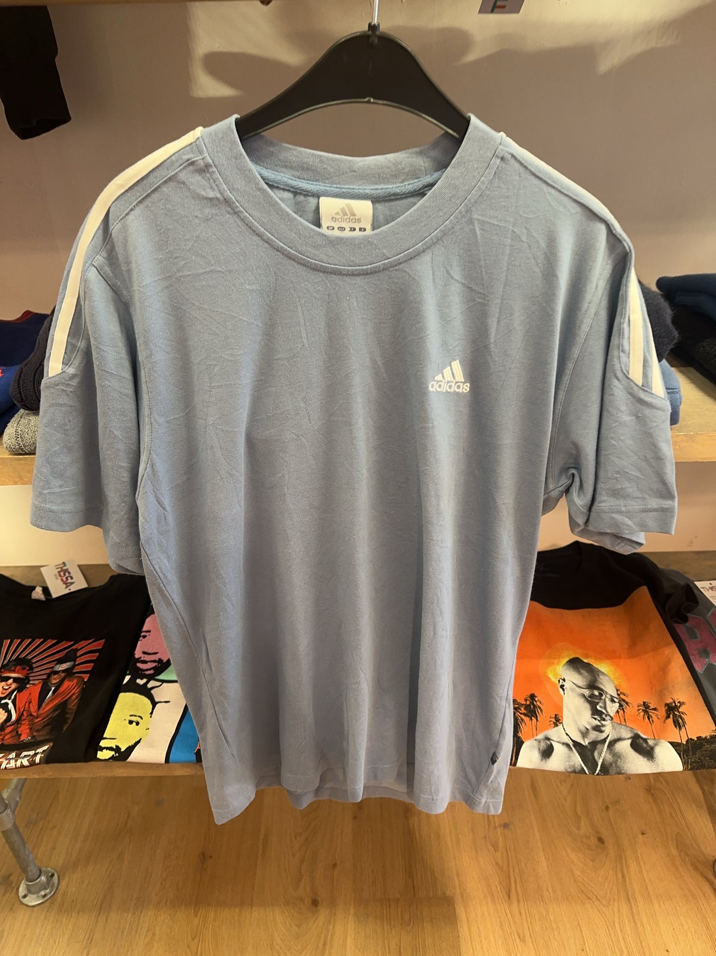 M - 2000's Adidas T-shirt