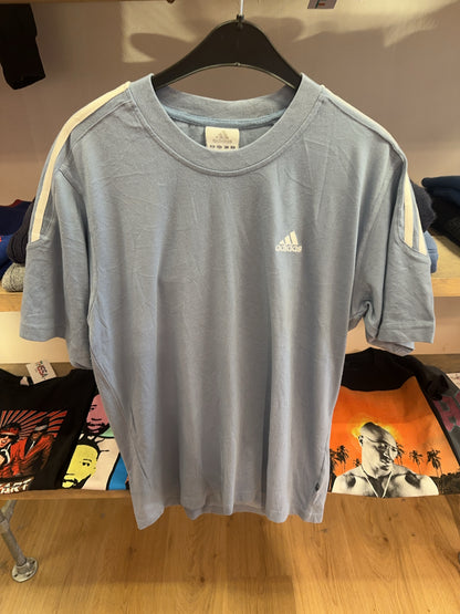 M - 2000's Adidas T-shirt