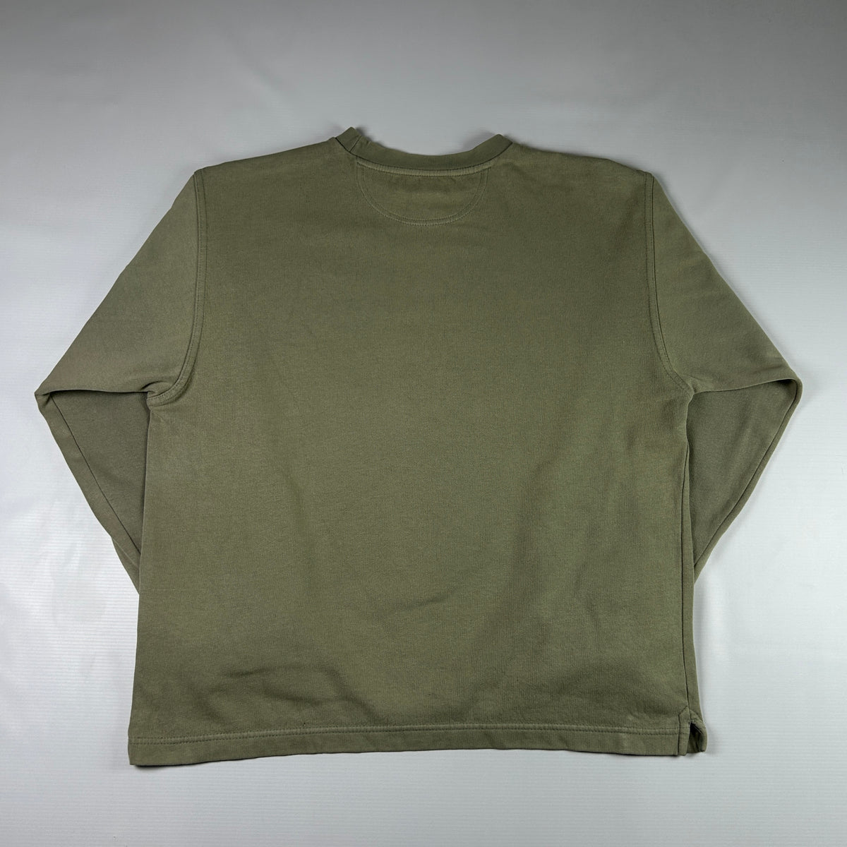 M - 2000's Nike Olive Green Long Sleeve Crewneck T-Shirt