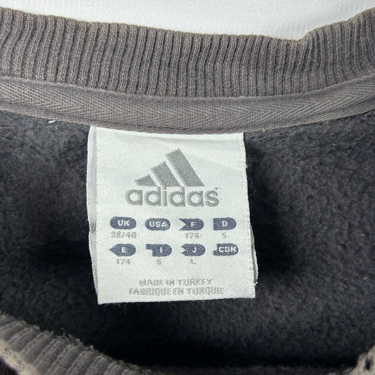 M - Vintage 1990's Adidas Sweatshirt