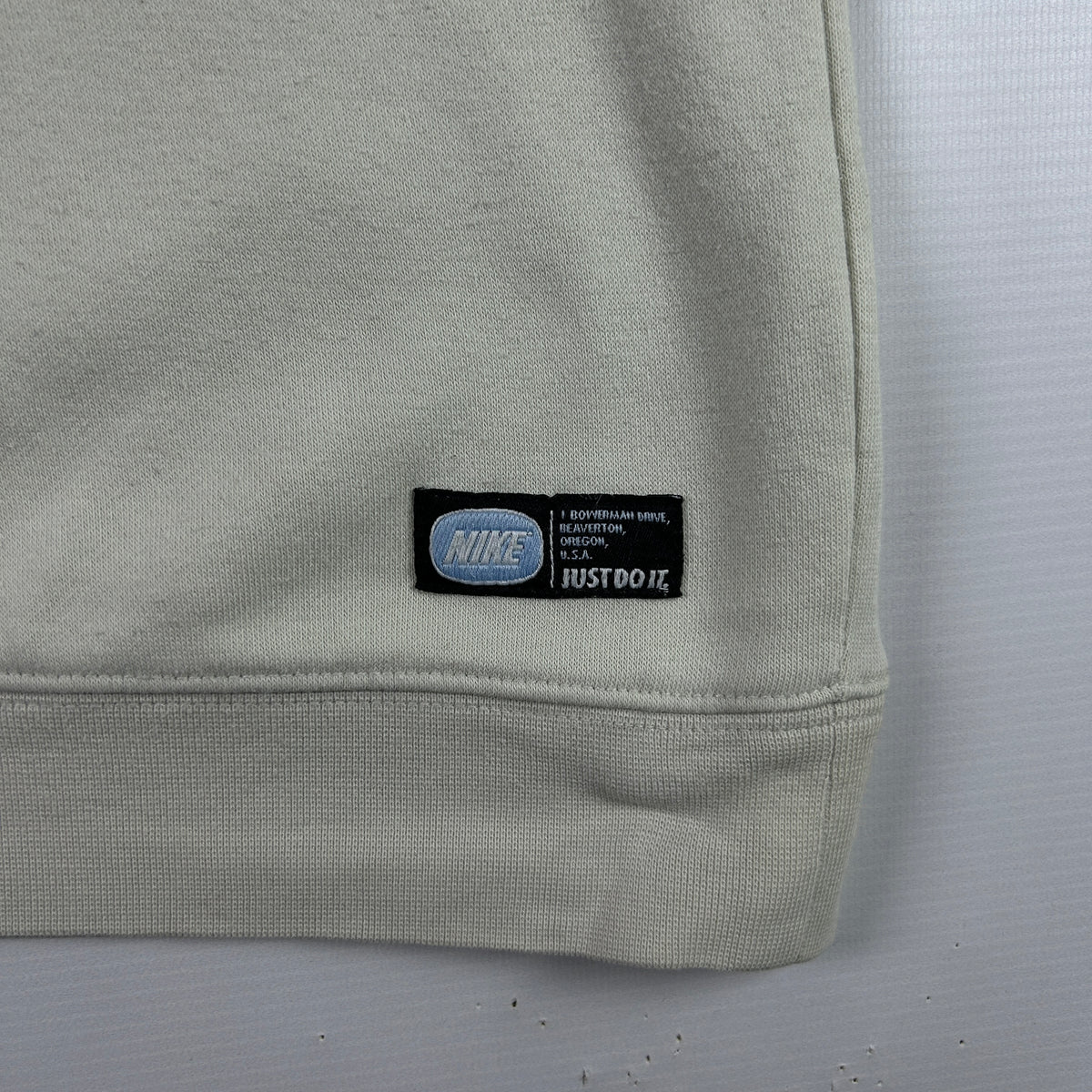 M - Vintage 2000's Nike Sweatshirt