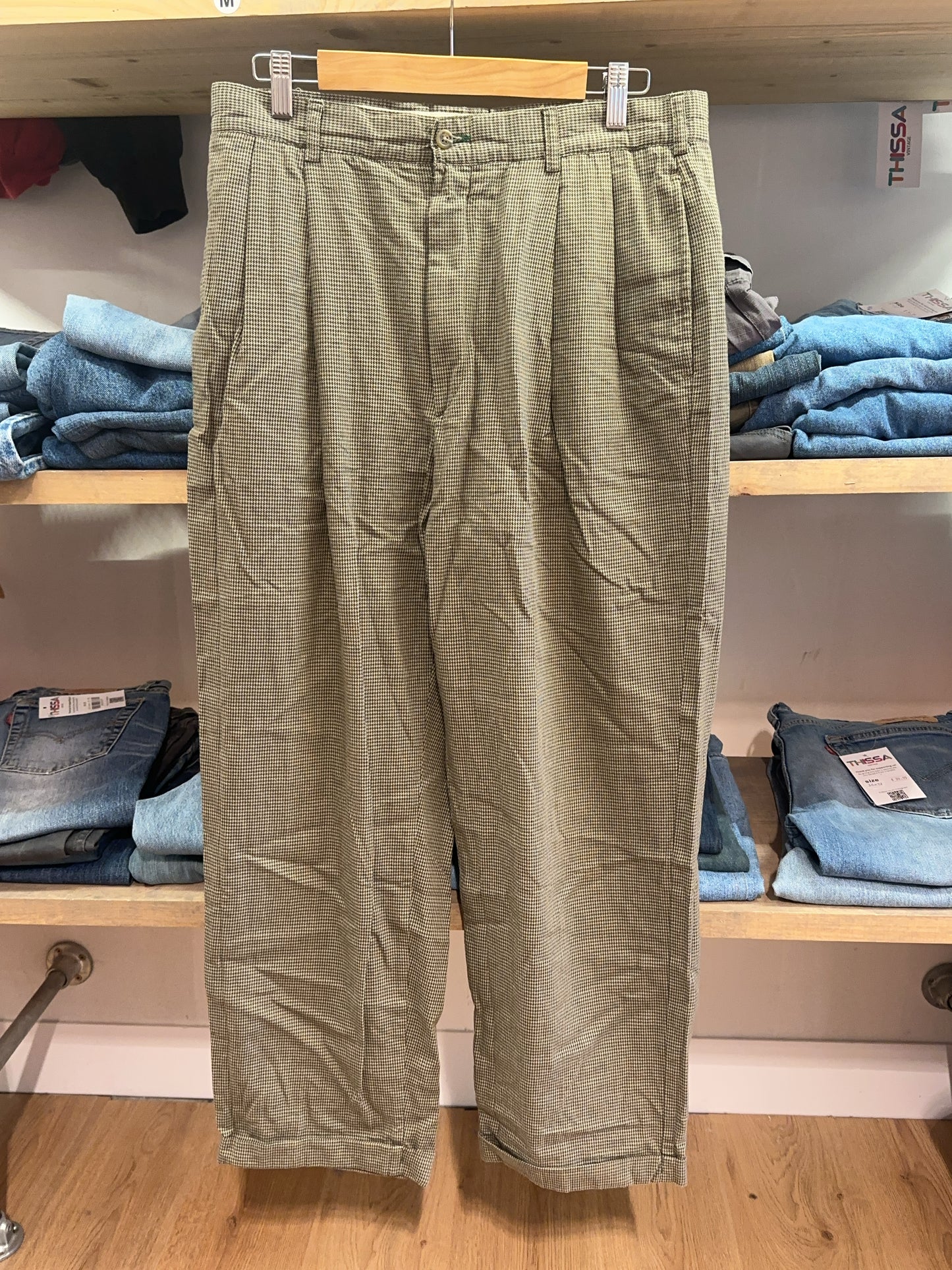 34 - Tommy Hilfiger Pants
