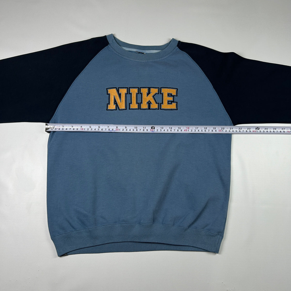 M - Vintage 1990's Nike Sweatshirt