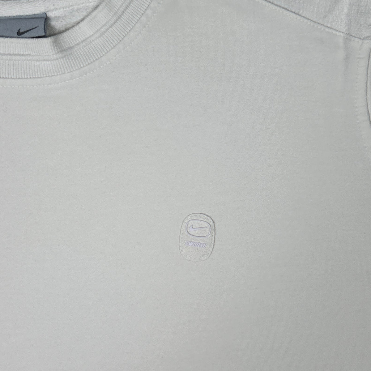 M - Nike 2000's White Long Sleeve Sweatshirt