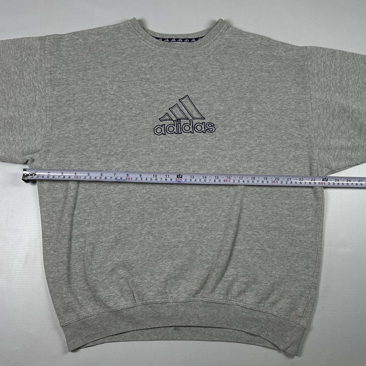L - Vintage 2000's Adidas Sweatshirt