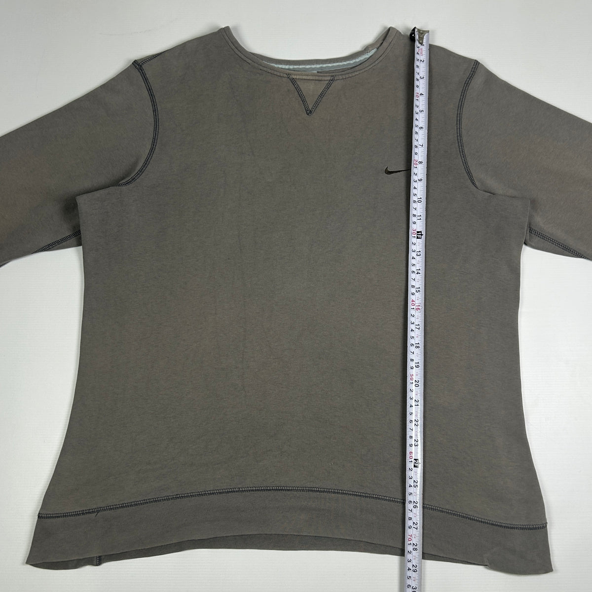 M - Vintage 2000's Nike Sweatshirt