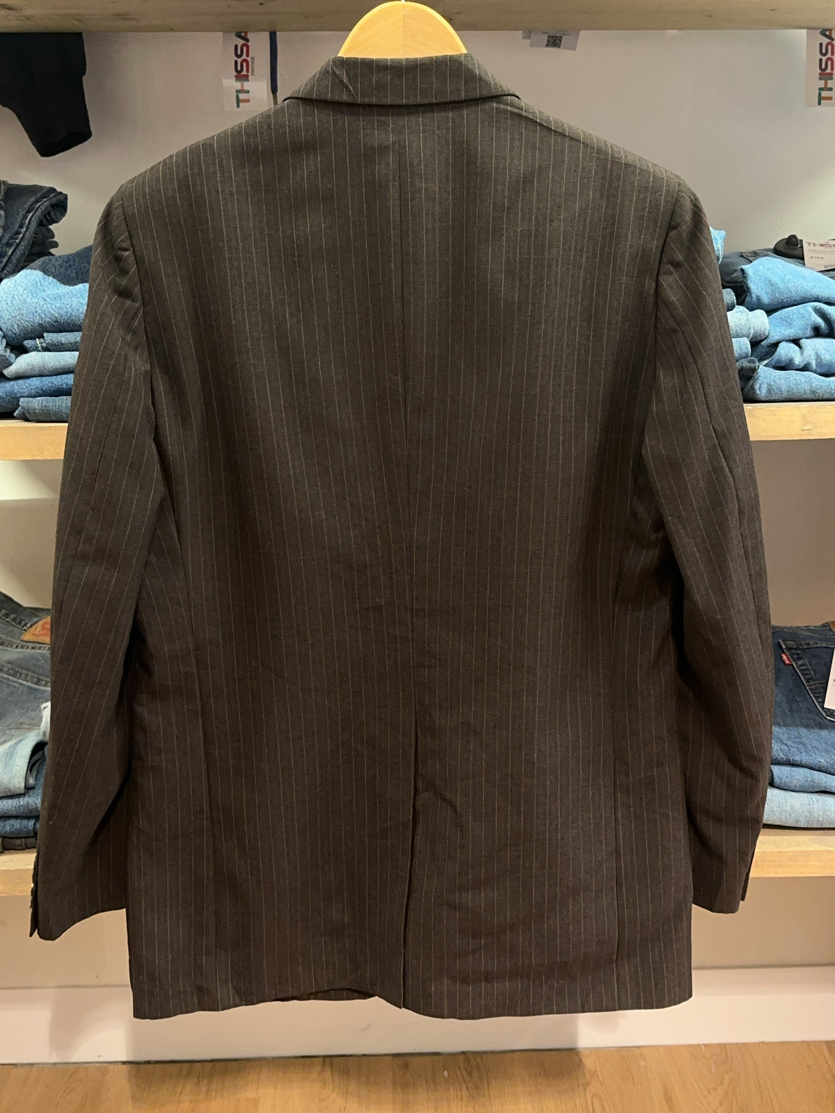 44L - Burberry Blazer