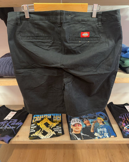 40 - Dickies Shorts