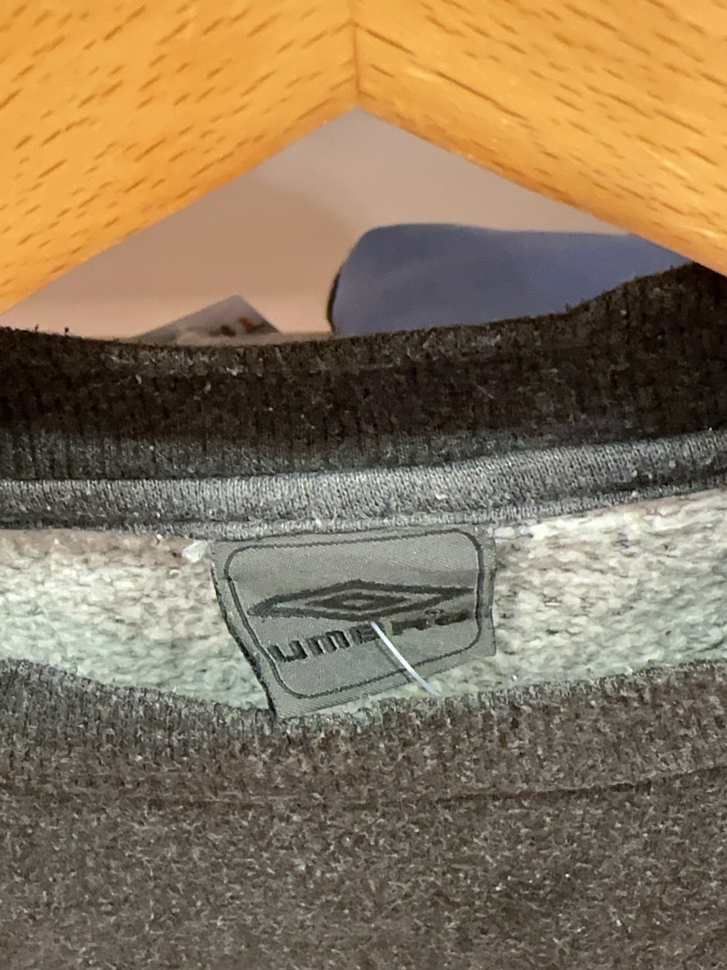 S - Vintage 2000's Umbro Sweatshirt