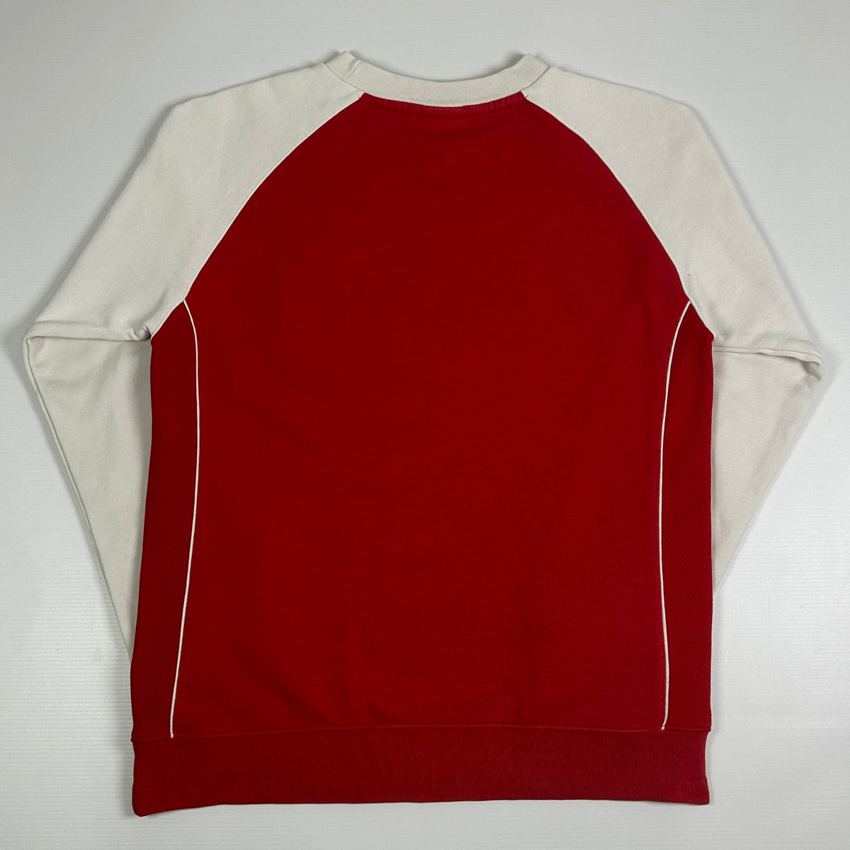 10-12 years - Vintage 2000's Nike Sweatshirt