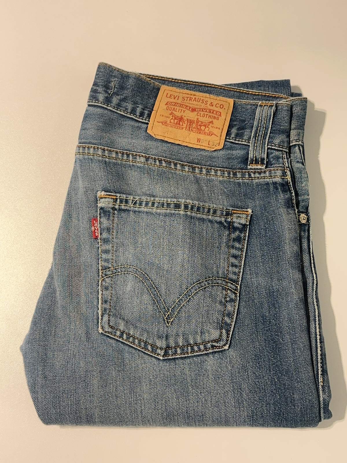 32 X 32 - Levi’s Jeans