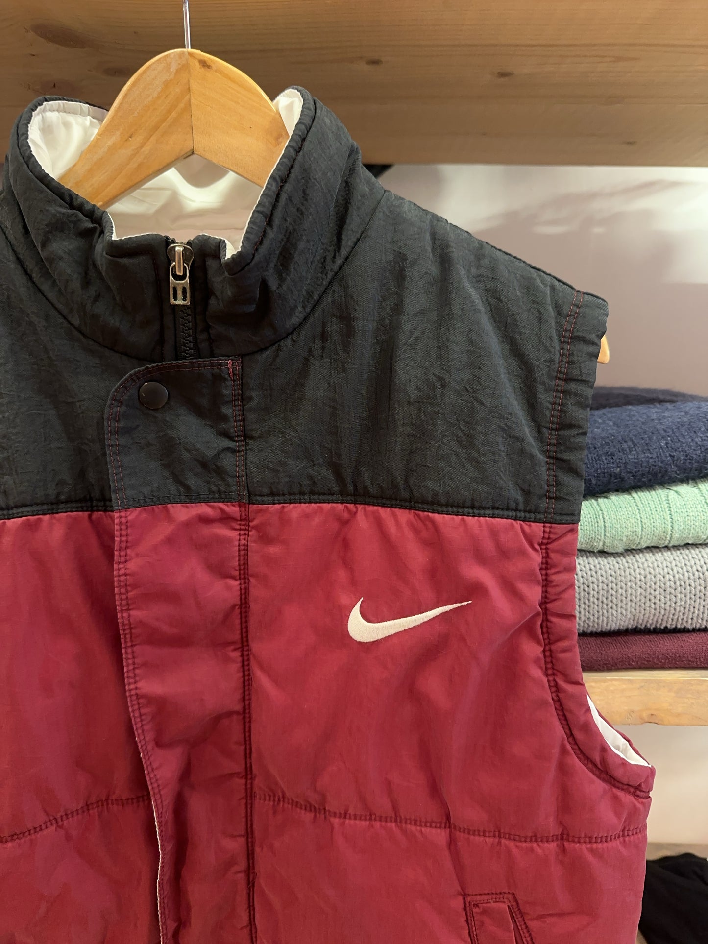 Vintage 1990's Nike Puffer Vest - L