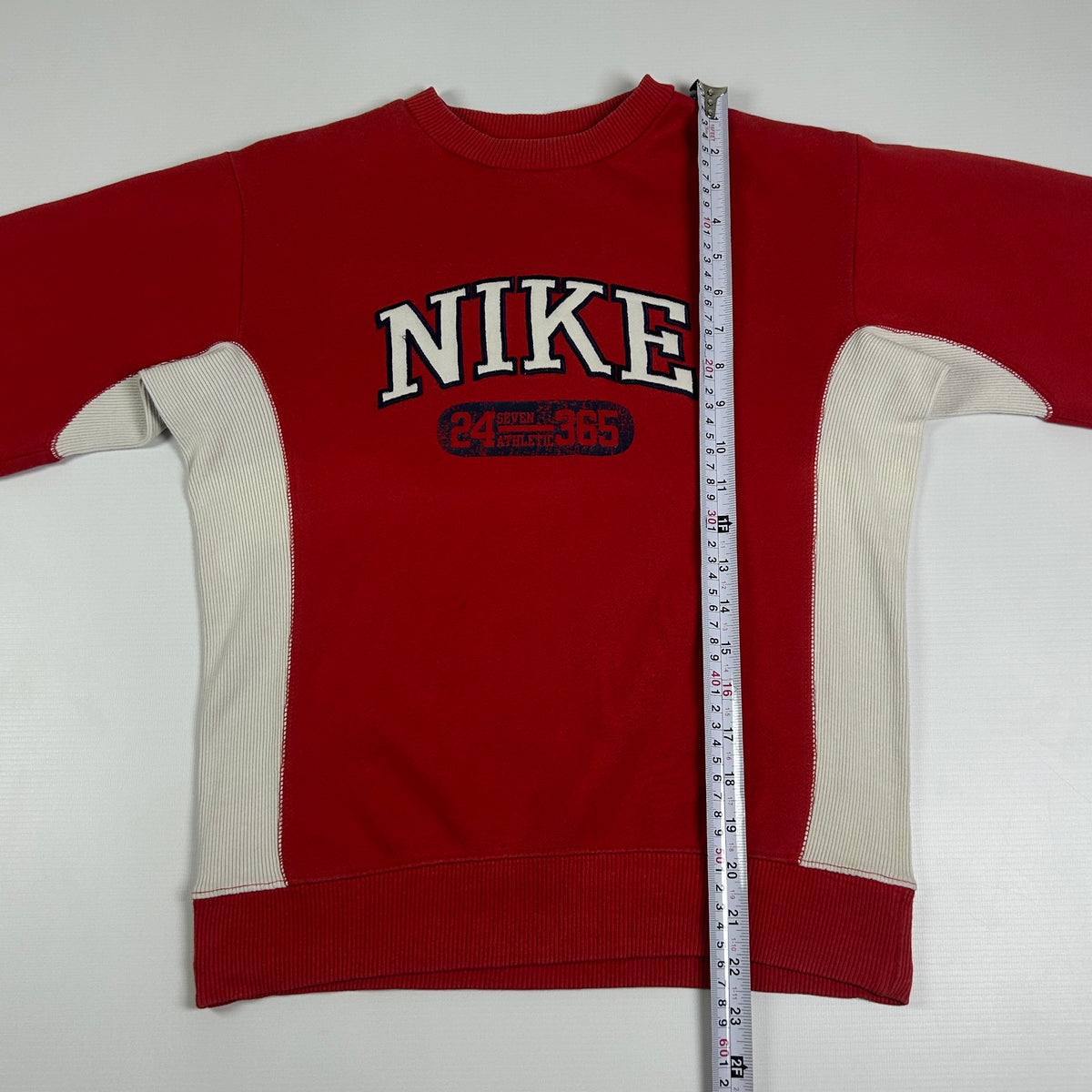 XXS - Vintage 2000's Nike Sweatshirt