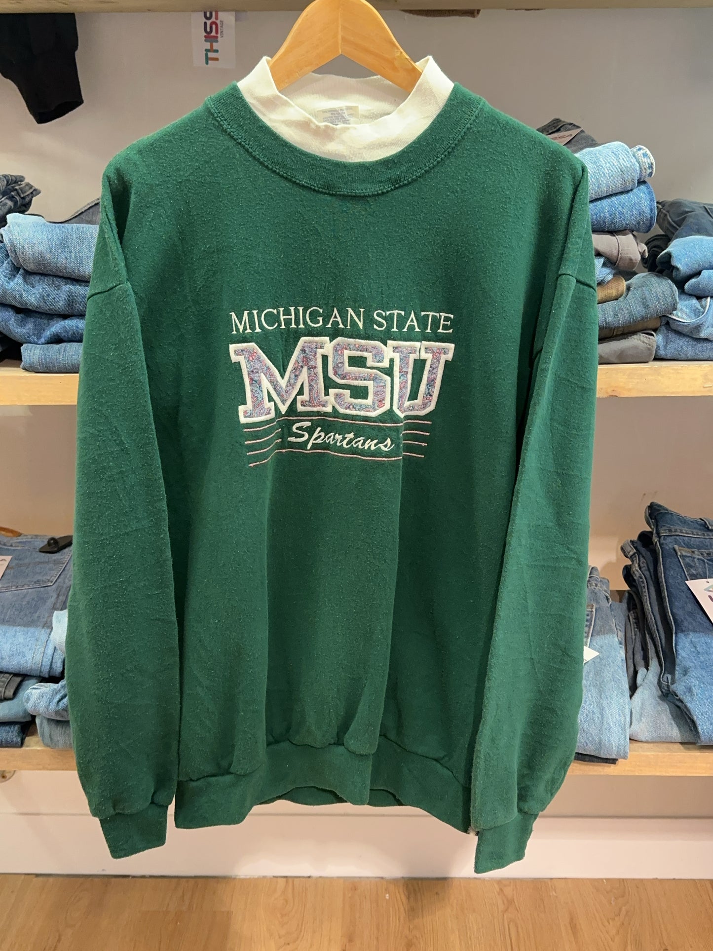 L - American College Sweatshirt