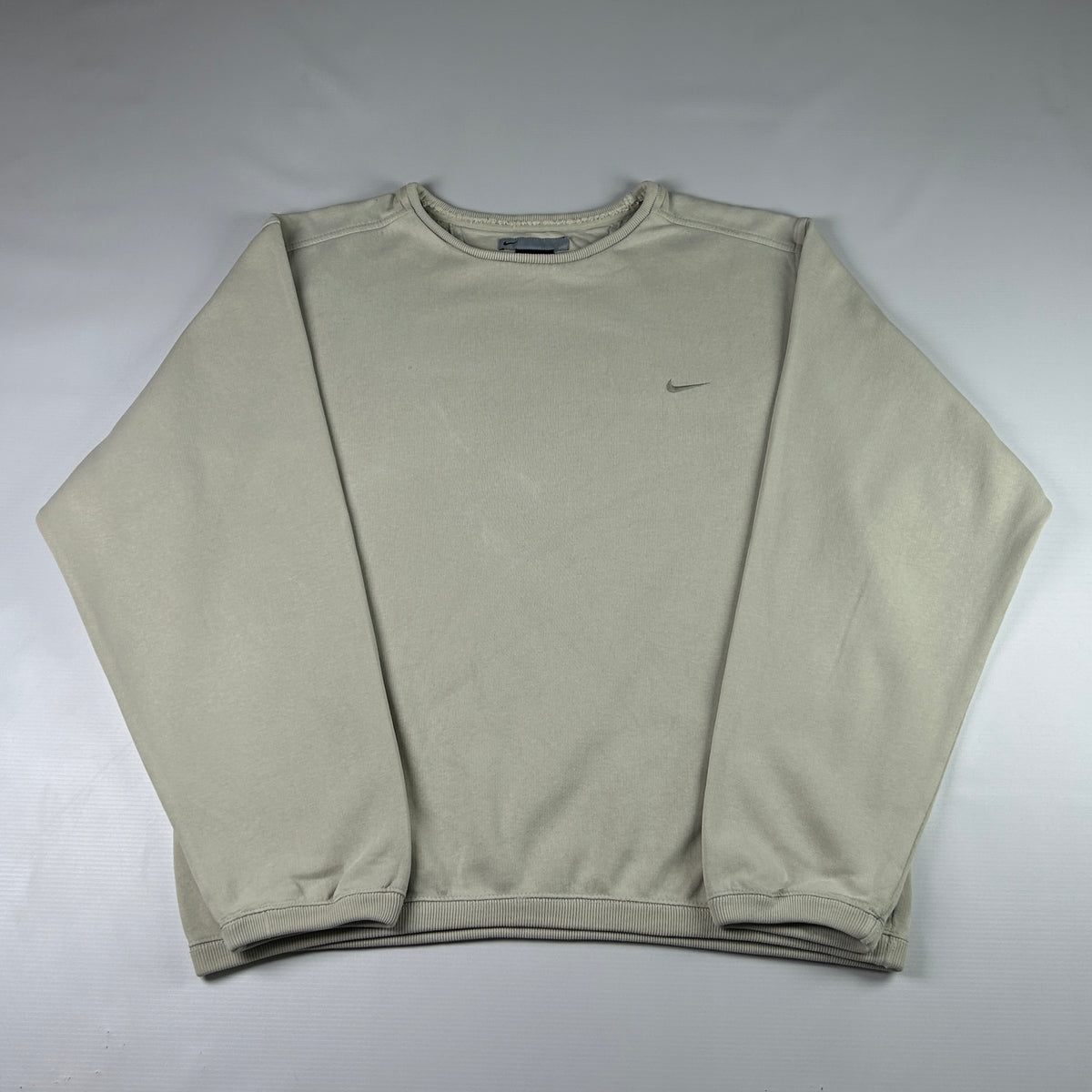 S - Vintage 2000's Nike Sweatshirt