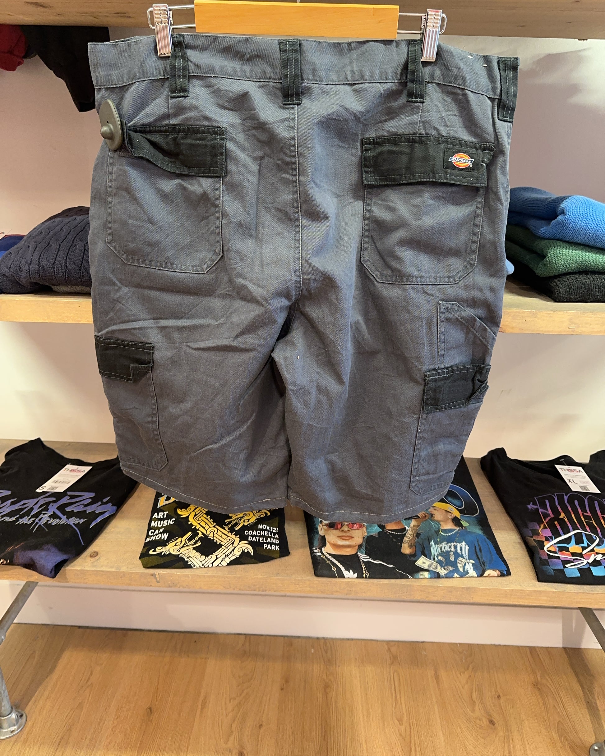38 - Dickies Shorts