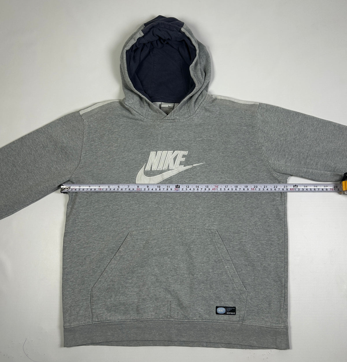 M - Vintage 2000's Nike Hoodie