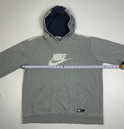 M - Vintage 2000's Nike Hoodie