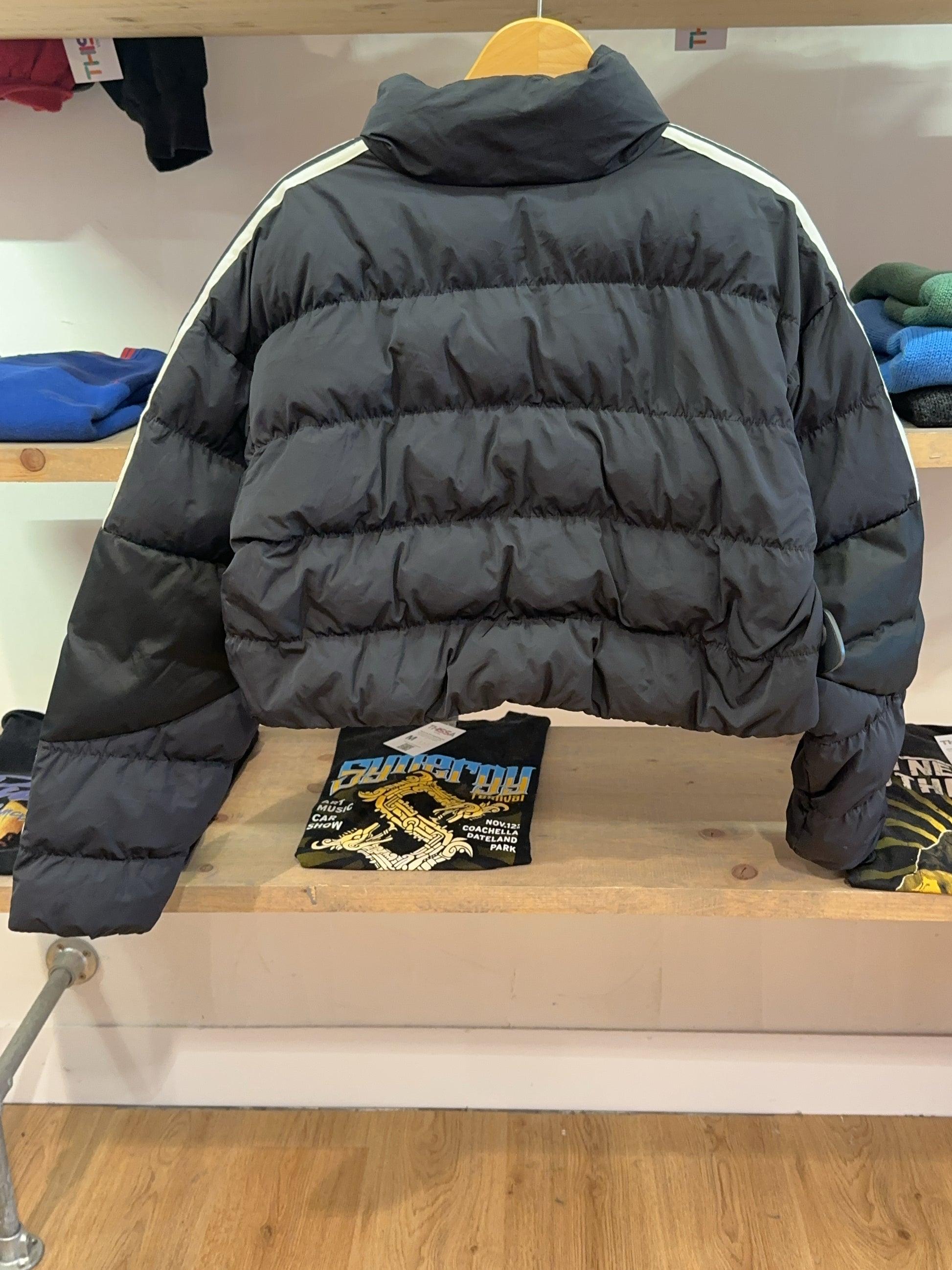 M - Vintage 2000's Adidas Cropped Puffer Jacket