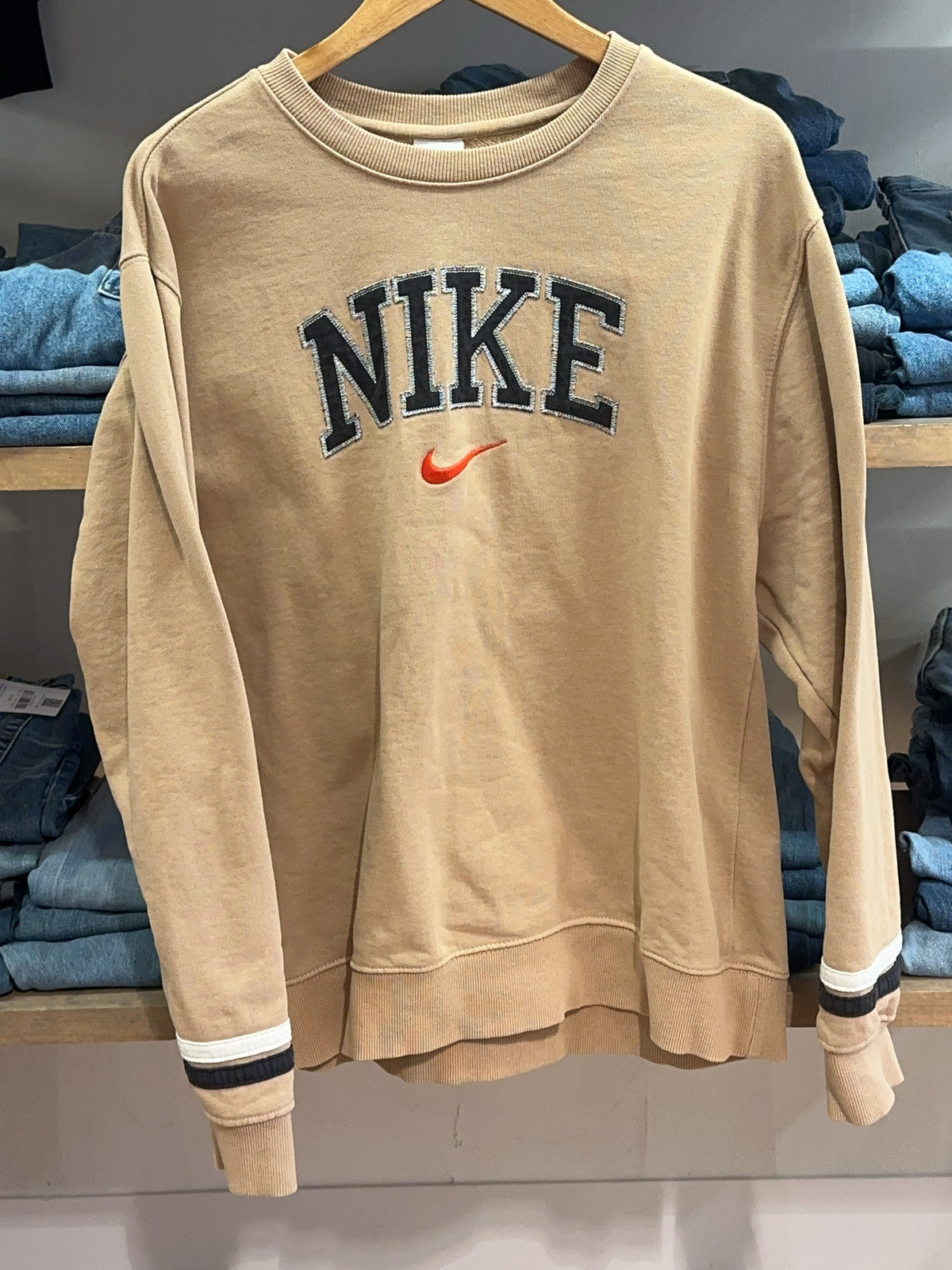 XL - Vintage 2000's Nike Sweatshirt