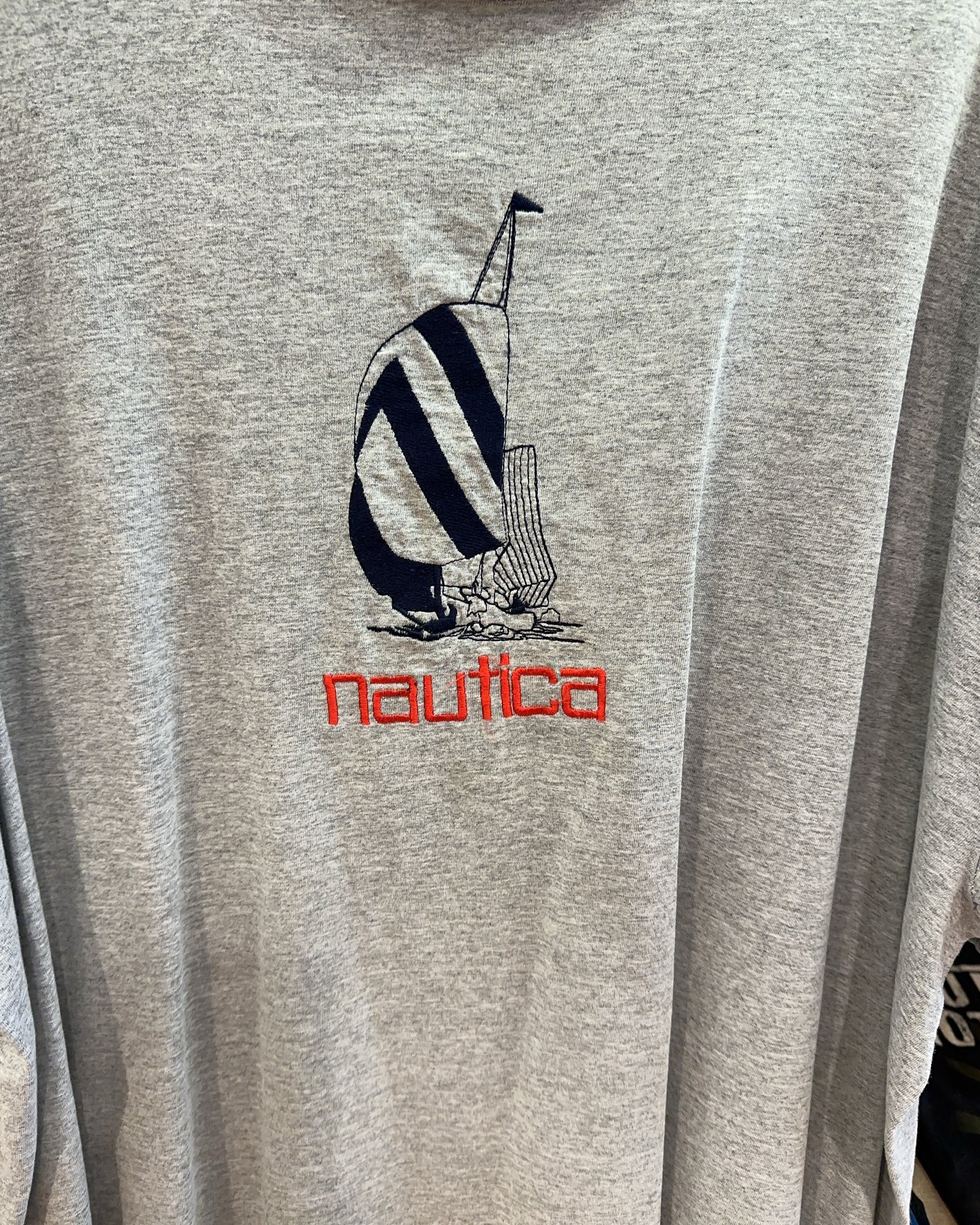 L - Nautica T-shirt