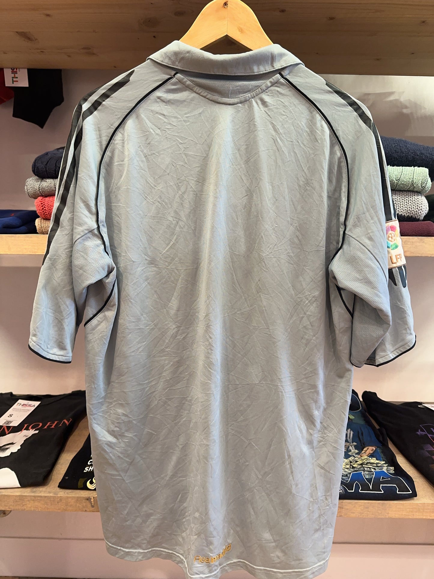 2005-2006 Real Madrid Adidas Third Football Shirt - L