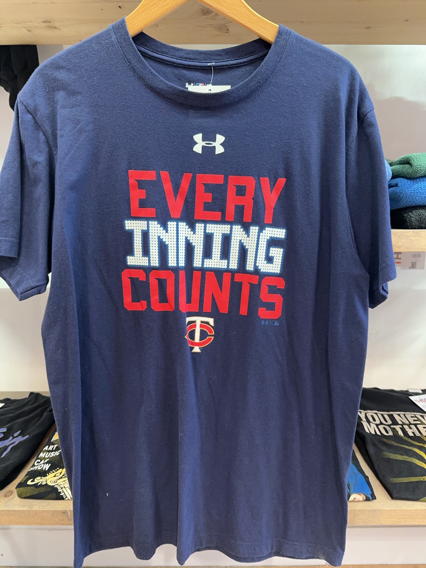 L - Boston Red Sox Under Armour T-shirt