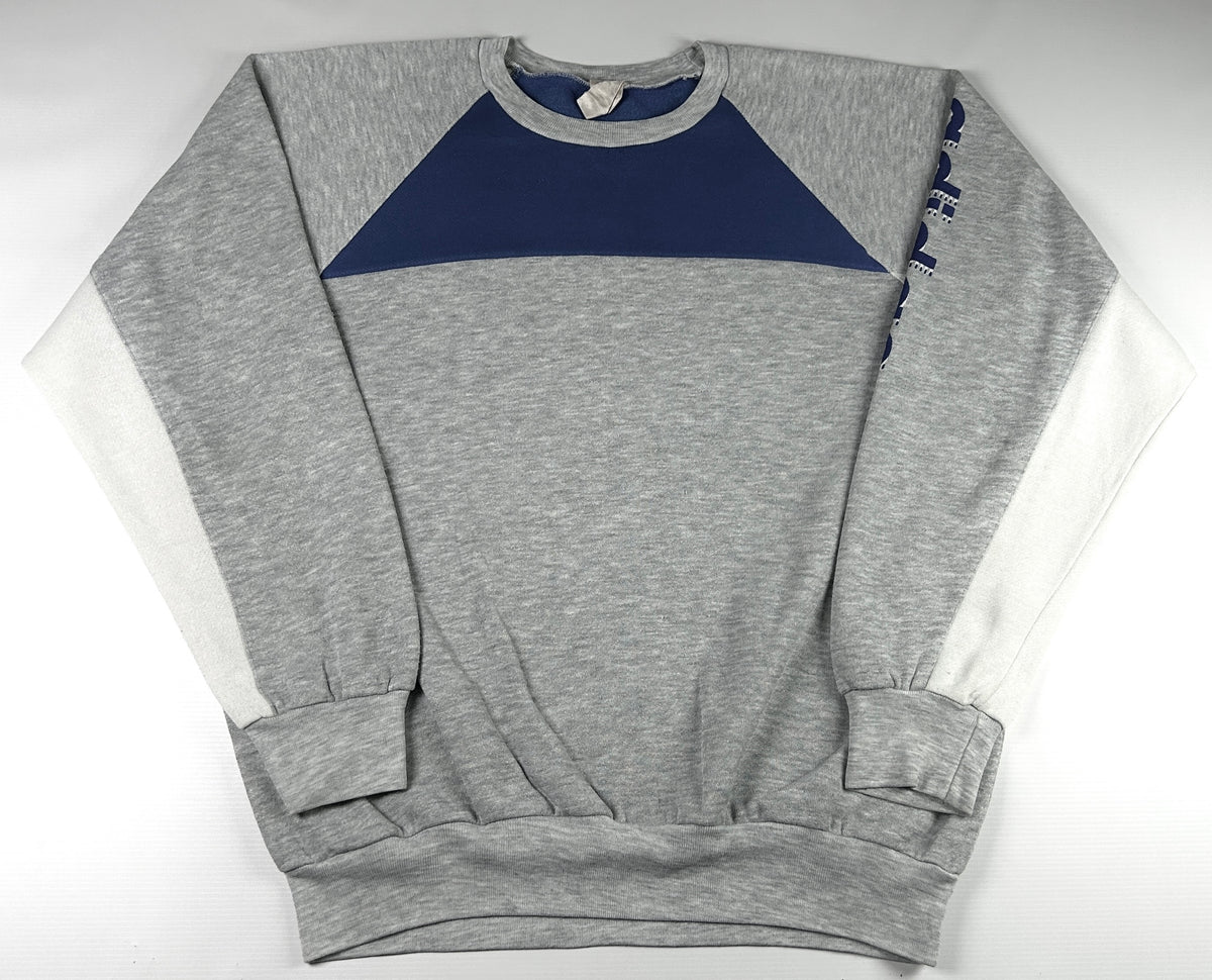 L - Vintage 1980's Adidas Sweatshirt