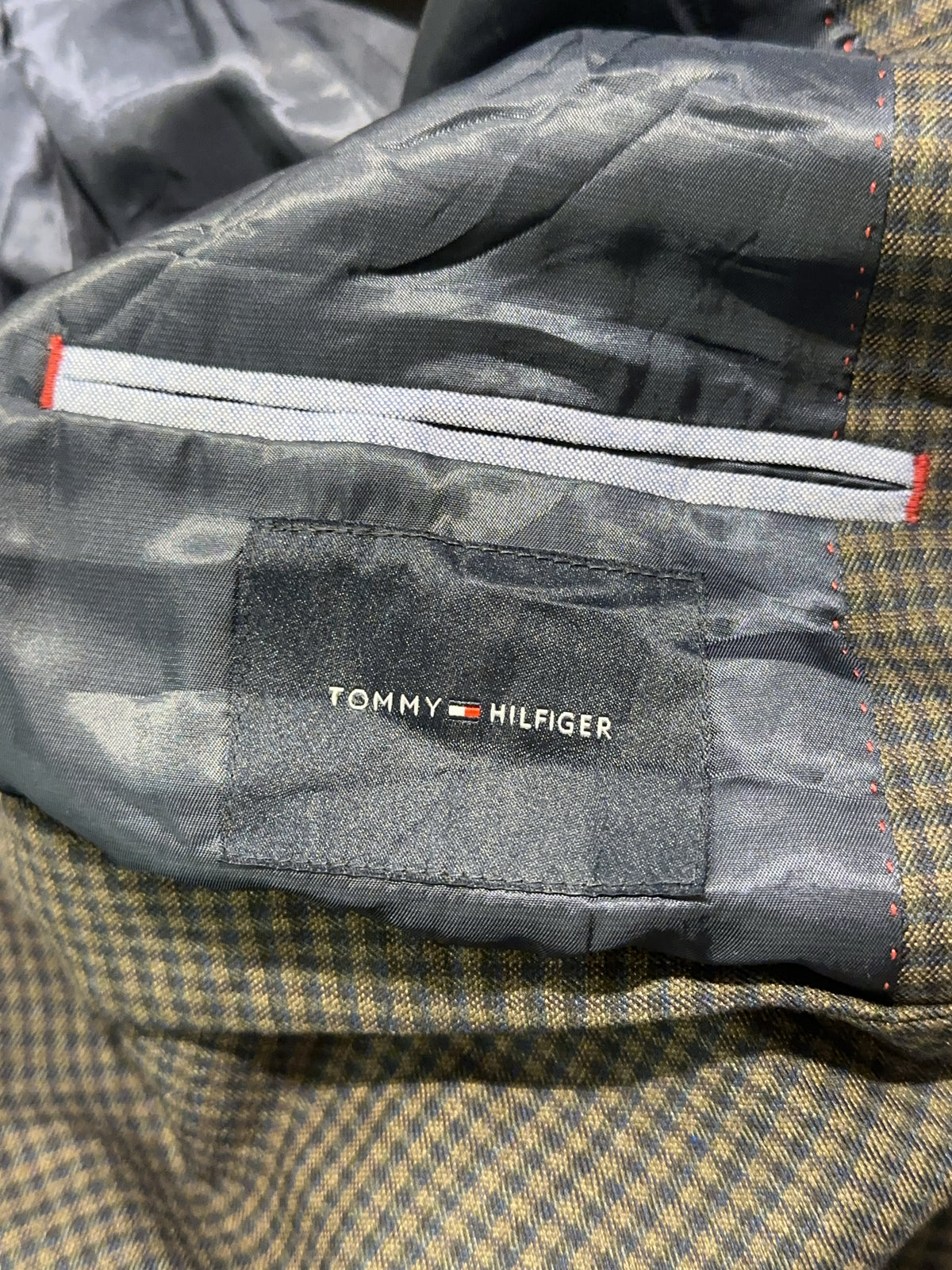 42R - Tommy Hilfiger Blazer