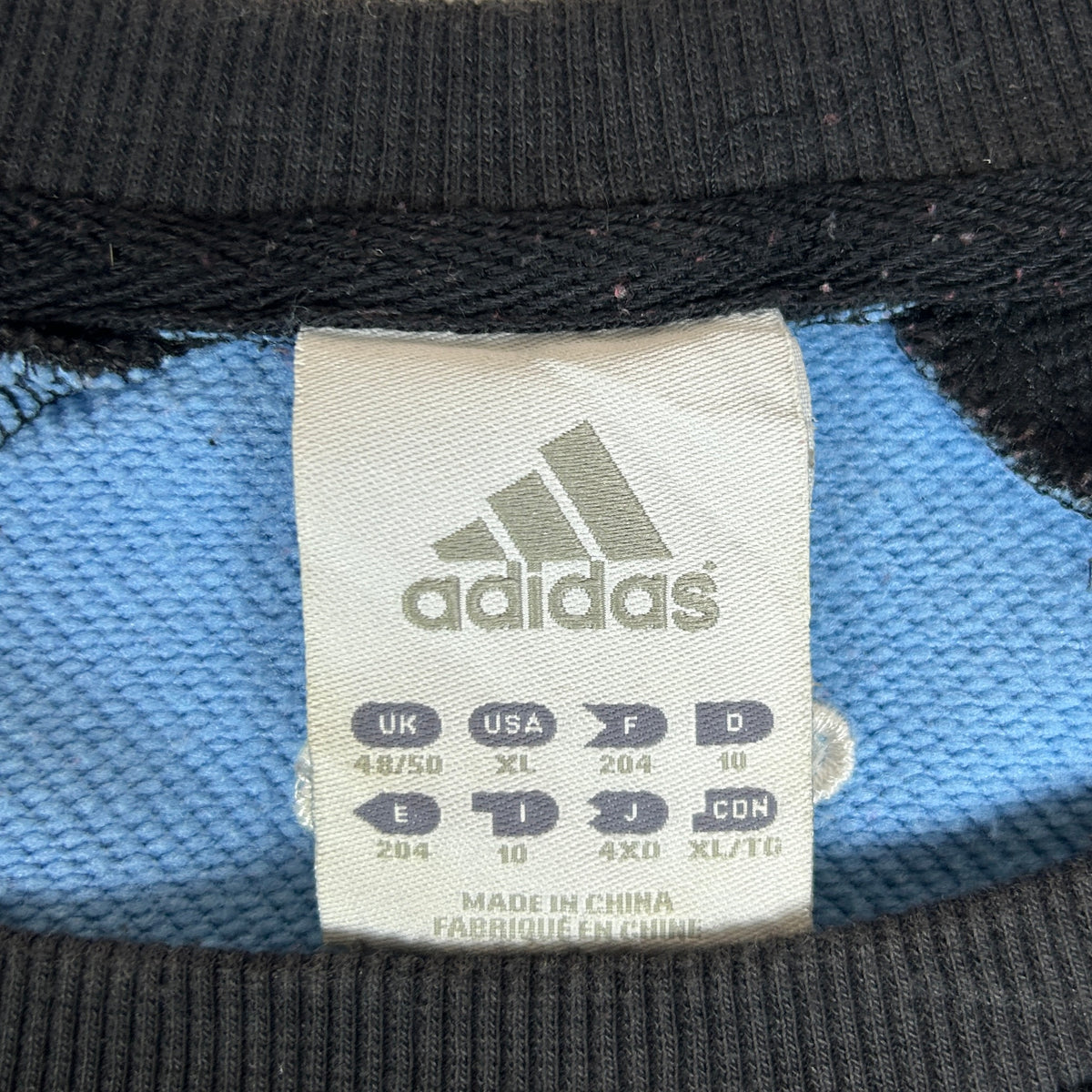 XL - Vintage 2000's Adidas Sweatshirt