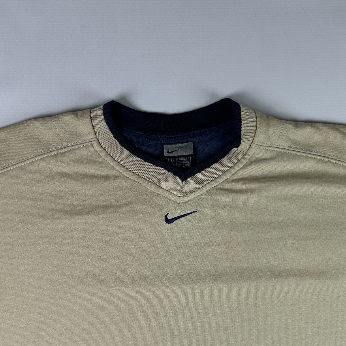 L - Vintage 2000's Nike Sweatshirt