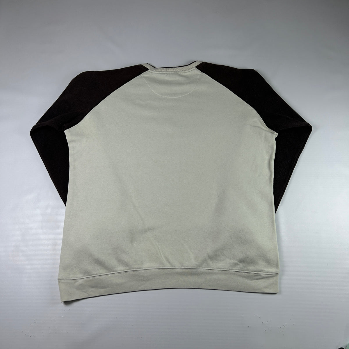 M - Vintage 2000's Nike Sweatshirt