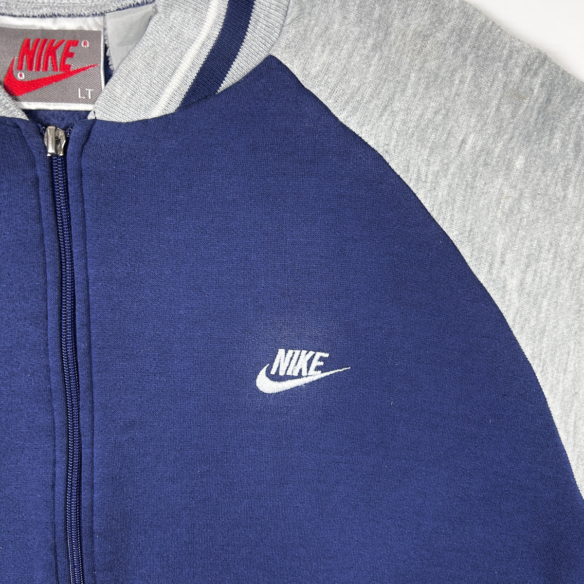 L - Nike Full-zip