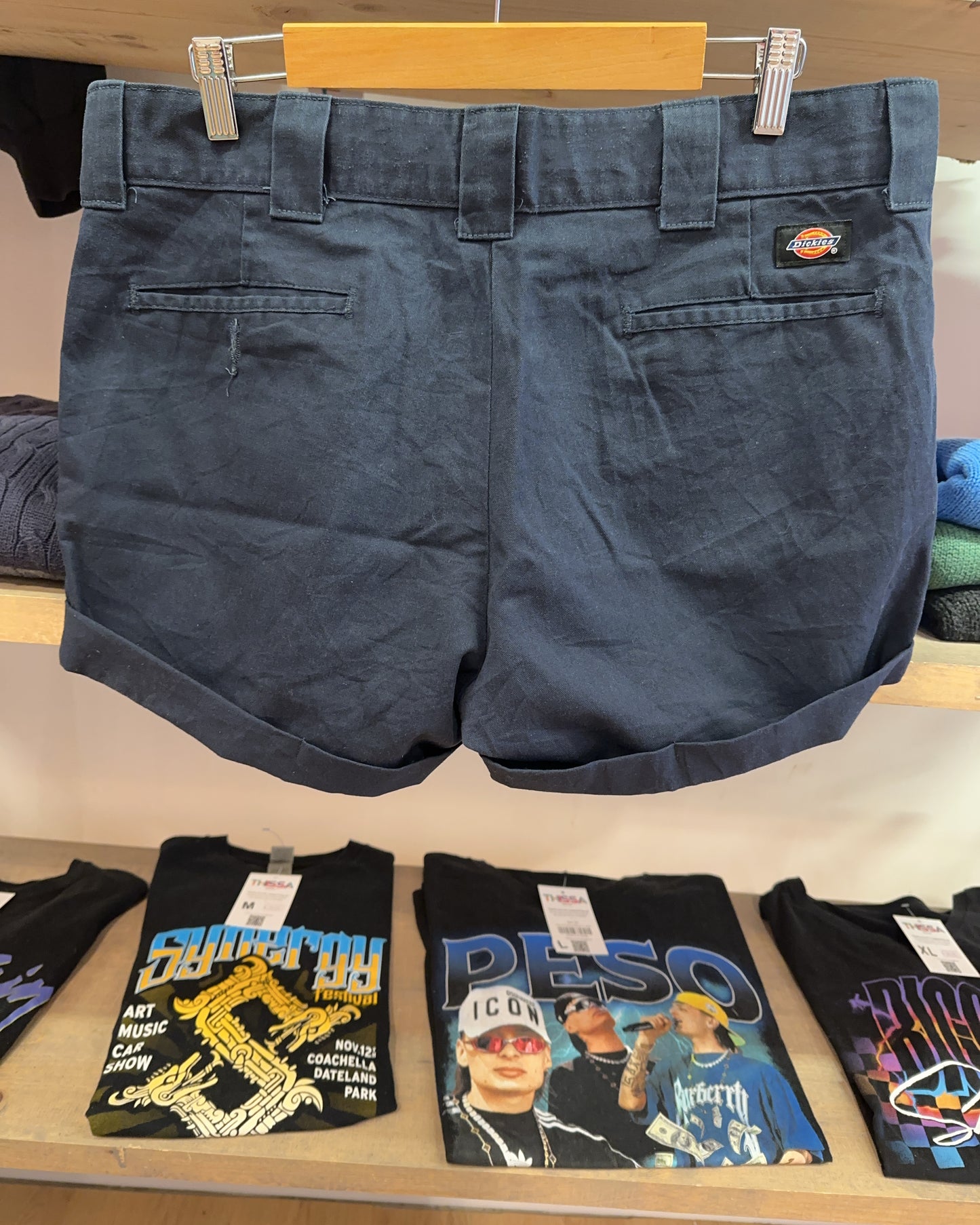 36 - Dickies Shorts