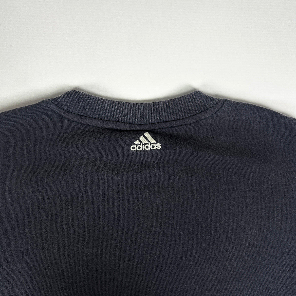 S - Vintage 2000's Adidas Sweatshirt