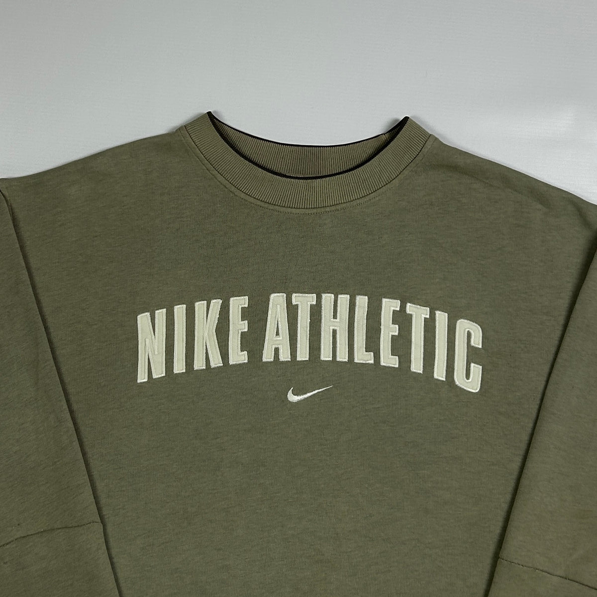 M - Vintage 2000's Nike Athletic Sweatshirt