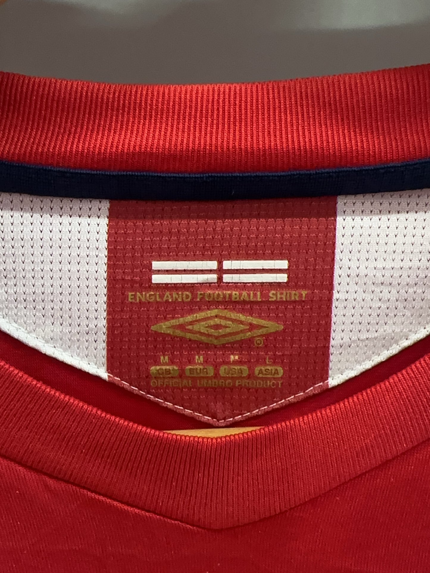 M - 2006-2008 England Umbro Away Football Shirt