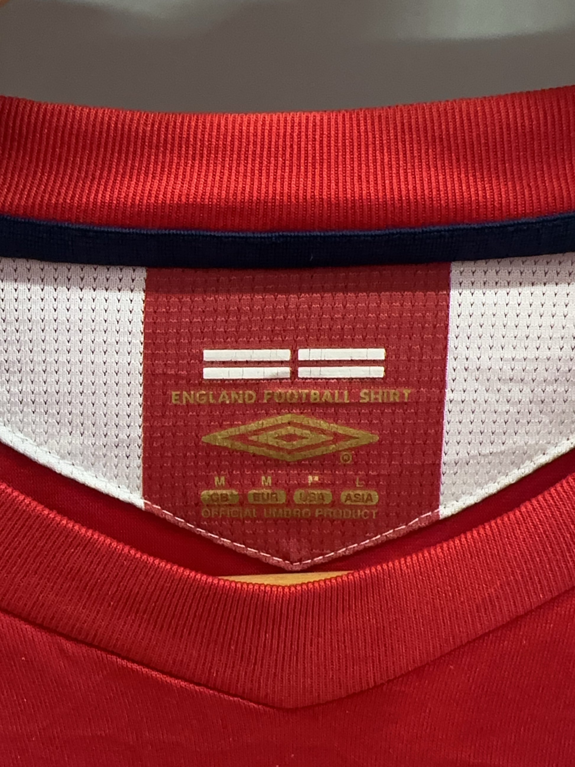 M - 2006-2008 England Umbro Away Football Shirt