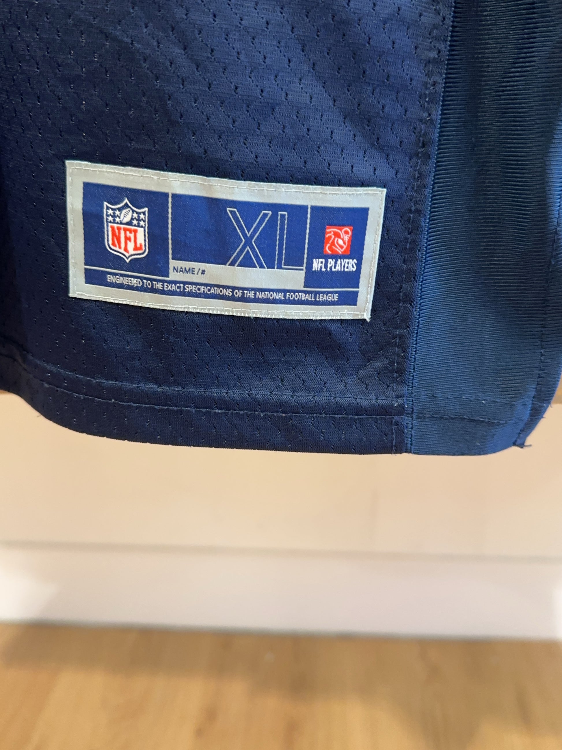 M - 2012 Seattle Seahawks NFL Home Football Shirt Lockett #16