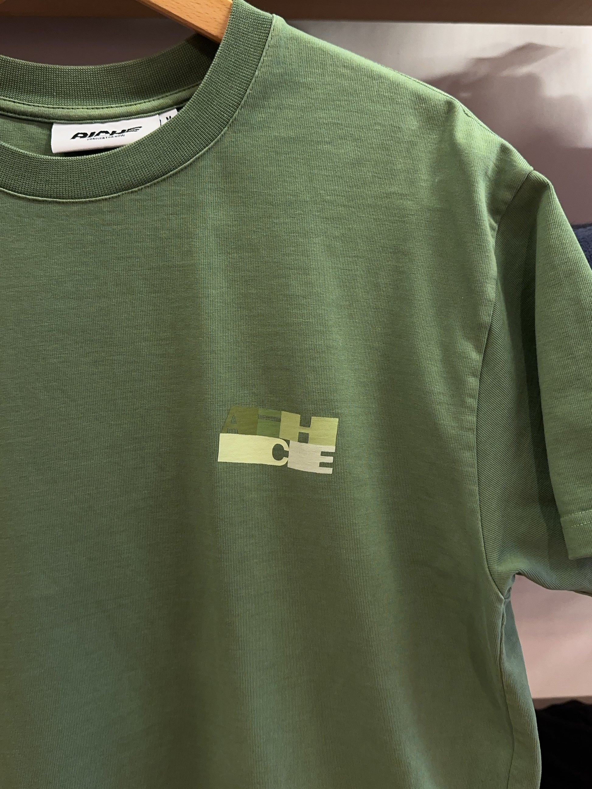 Aiche T-shirt - M
