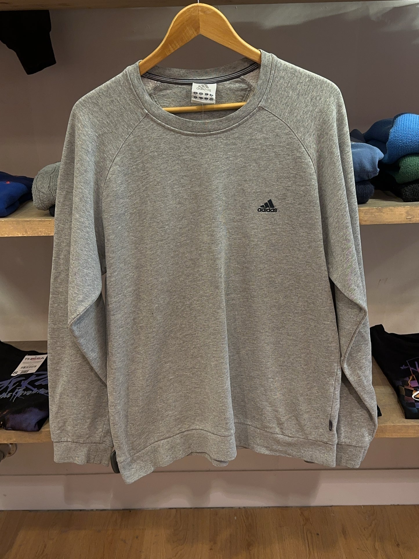 M - Vintage 2010's Adidas Sweatshirt