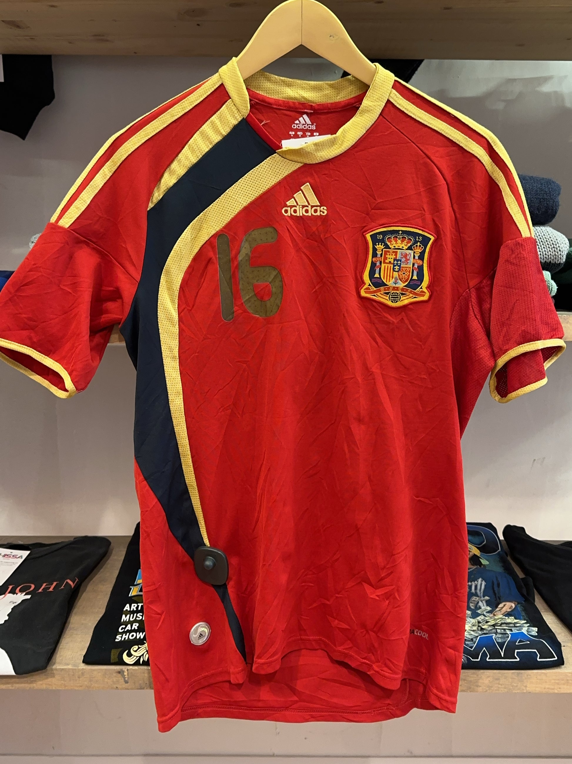 2009-2010 Spain Adidas Home Football Shirt 16 - M