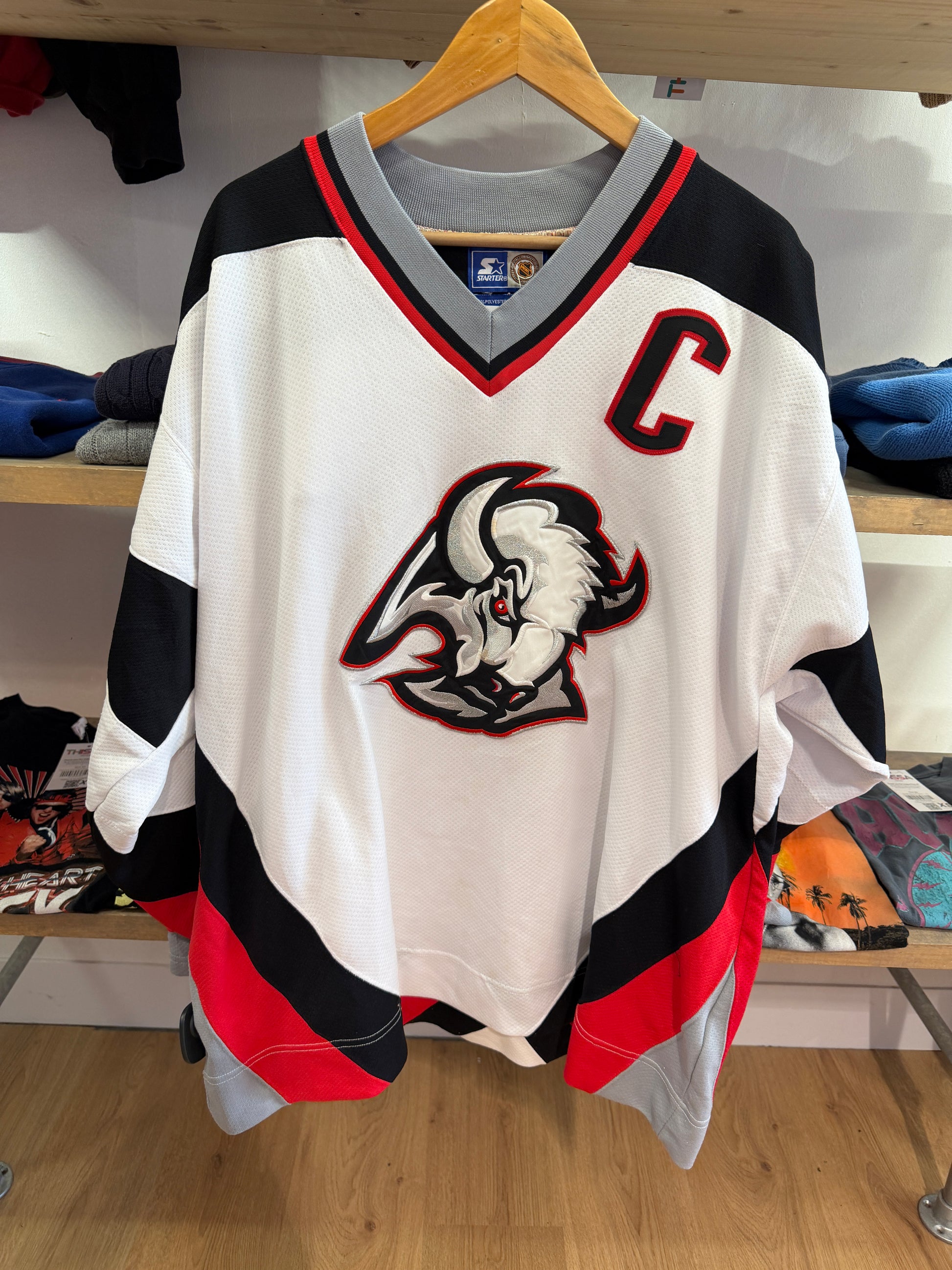XL - Buffalo Sabras Pat LaFontaine Goathead Starter Icehockey Jersey nhl 16