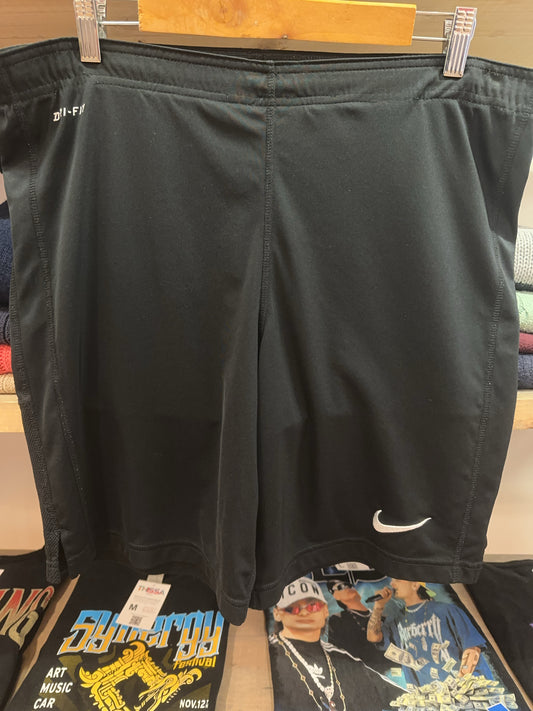 Nike Shorts - M