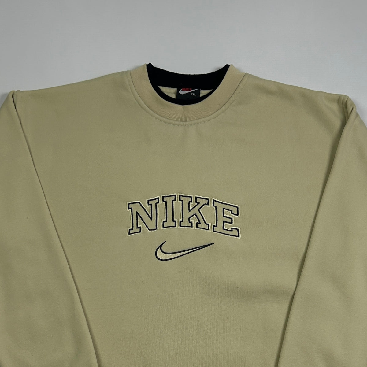 L - Vintage 2000's Nike Sweatshirt