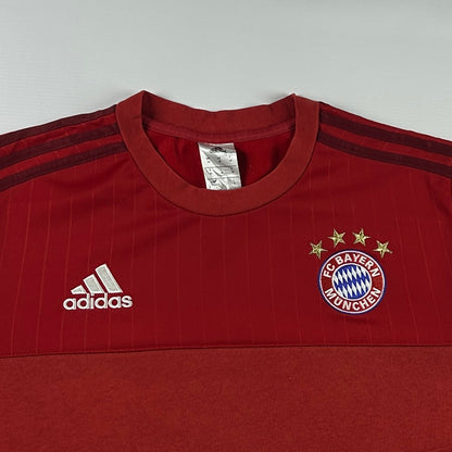 M - 2015-2016 Adidas FC Bayern Munich Red Long Sleeve Sweatshirt