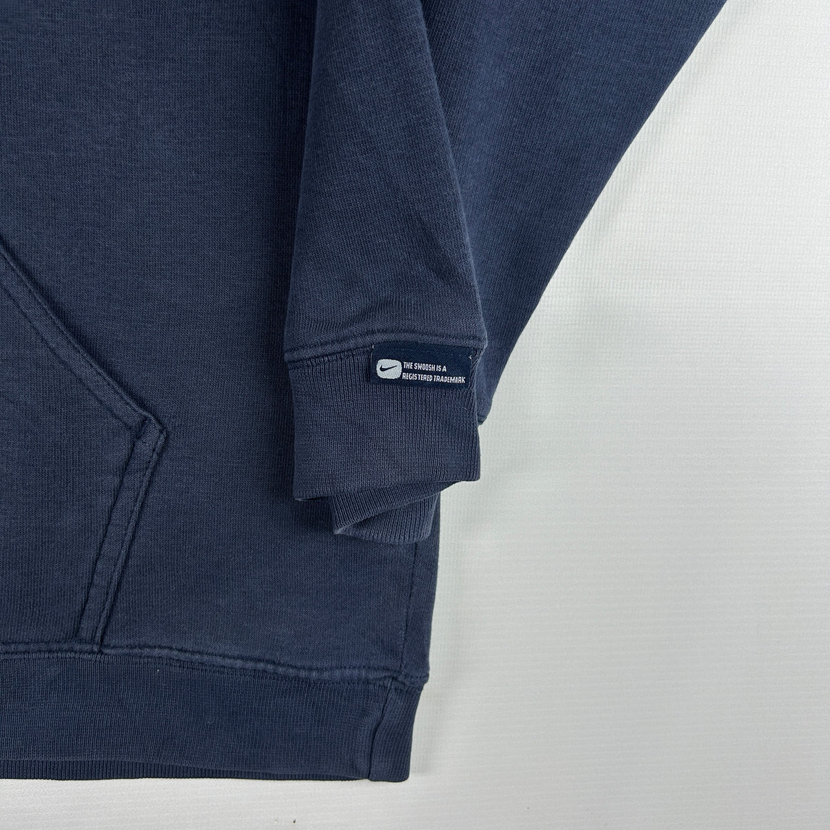 M - Vintage 2000's Nike Hoodie