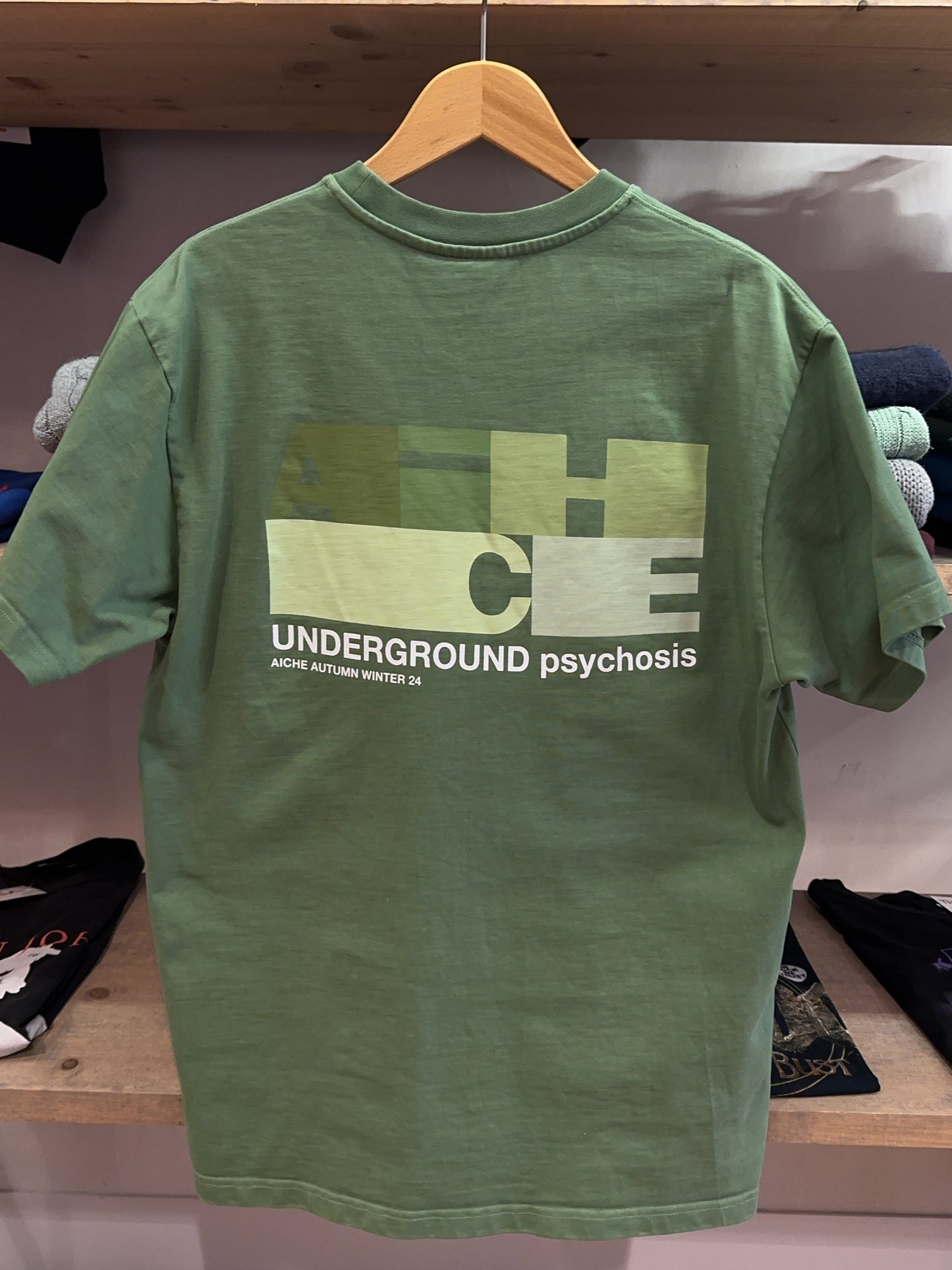 Aiche T-shirt - M