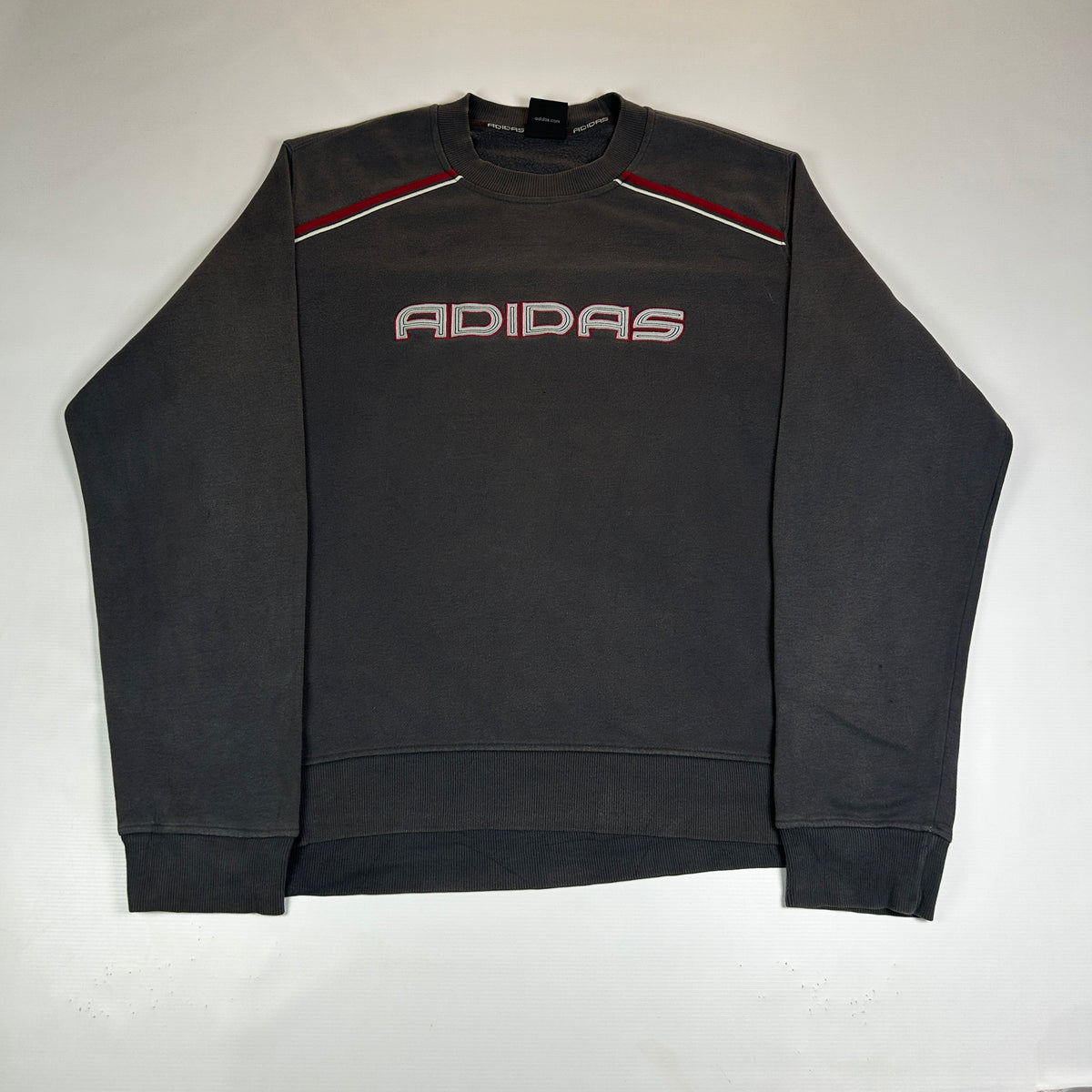 XL - Vintage 2000's Adidas Sweatshirt