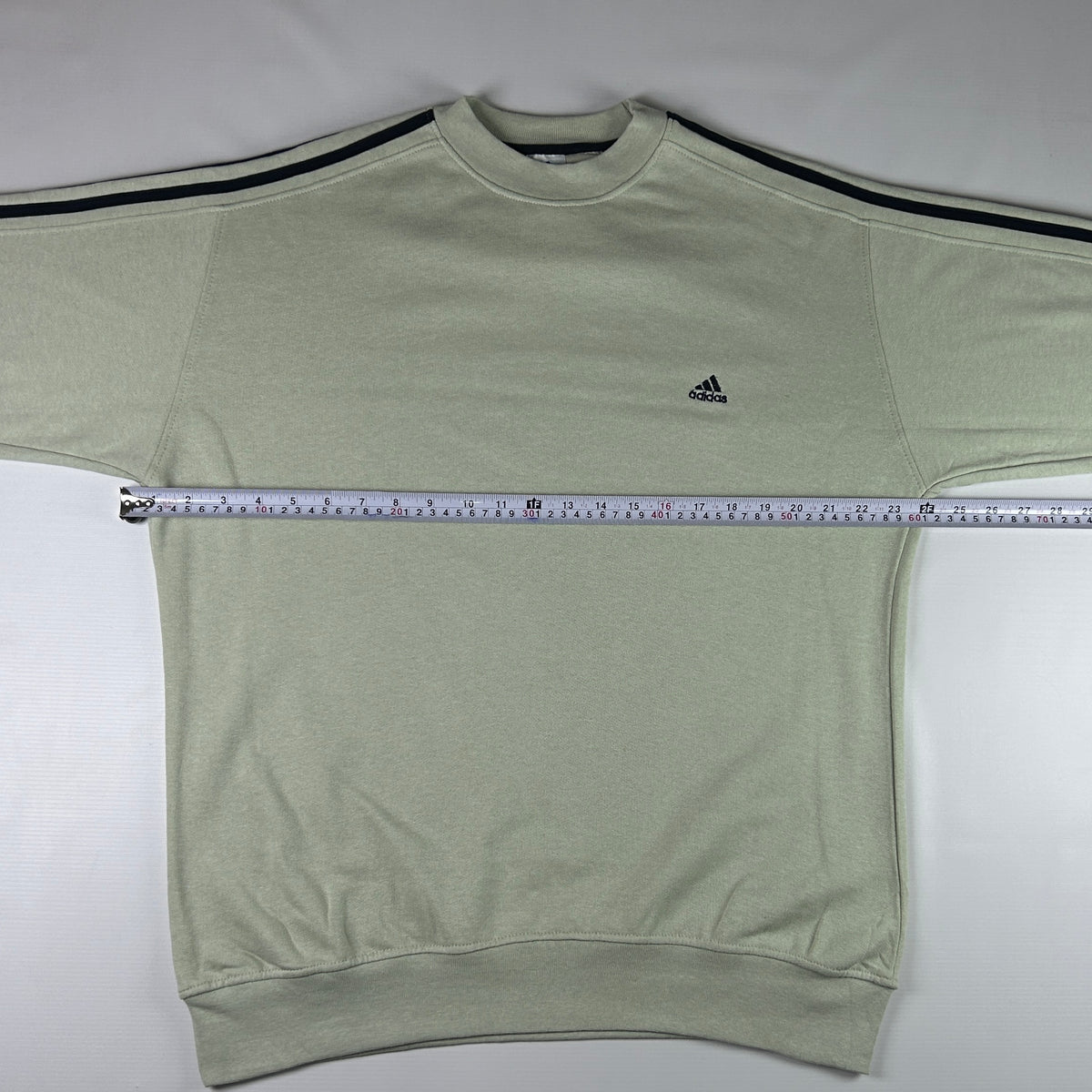 L - Vintage 2000's Adidas Sweatshirt